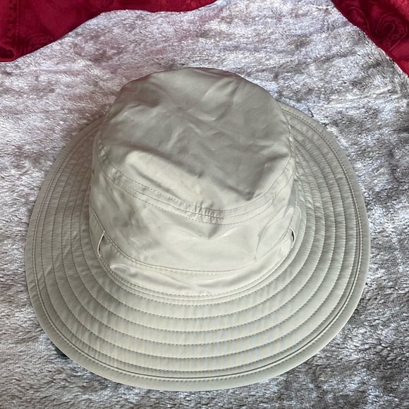 solar escape Other - Solar Escape Hat Cream and Gray